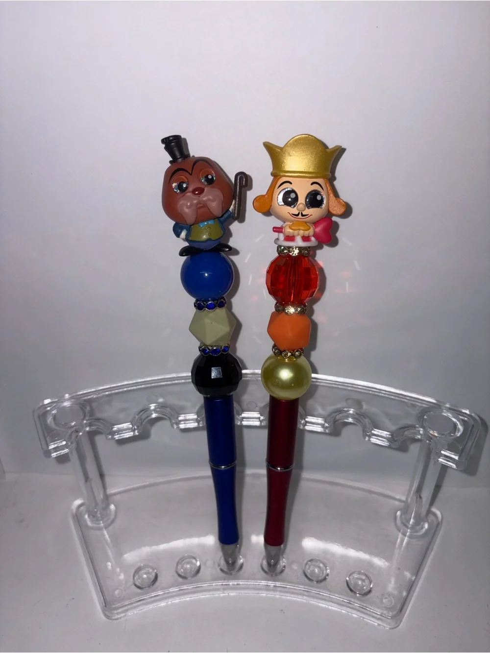 Alice in wonderland character beaded pens